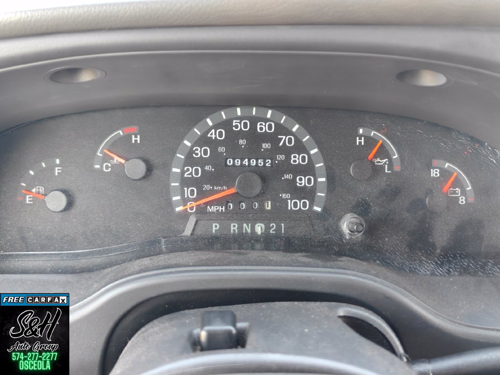 Used 2003 Ford E-350 and Econoline 350 Club Wagon RWD image 20