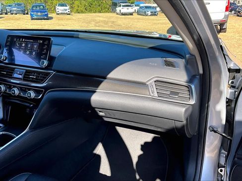 Certified 2022 Honda Accord Sport Special Edition image 48