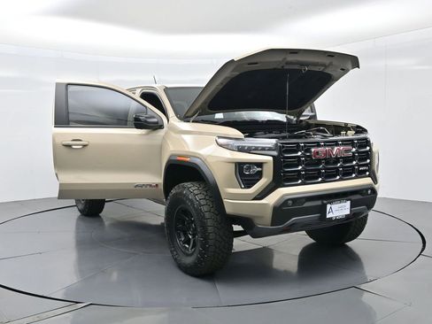 Used 2023 GMC Canyon AT4 w/ AT4 Premium Package image 33