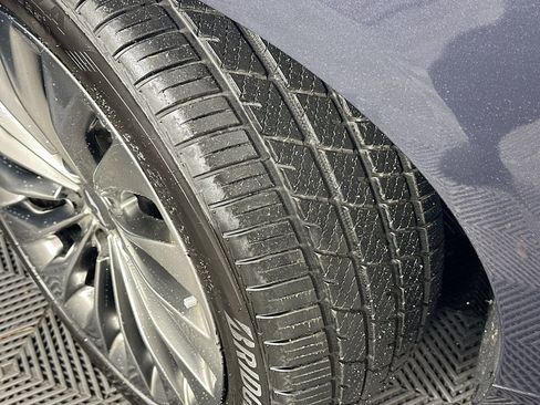 Used 2017 Genesis G90 5.0 Ultimate image 41