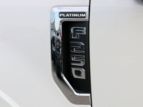 Used 2022 Ford F250 Platinum w/ Tremor Off-Road Package image 13
