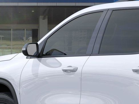 New 2026 Chevrolet Traverse LT w/ Midnight/Sport Edition FWD image 12