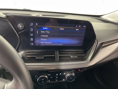 Certified 2024 Chevrolet Trax ACTIV w/ Sunroof Package image 32