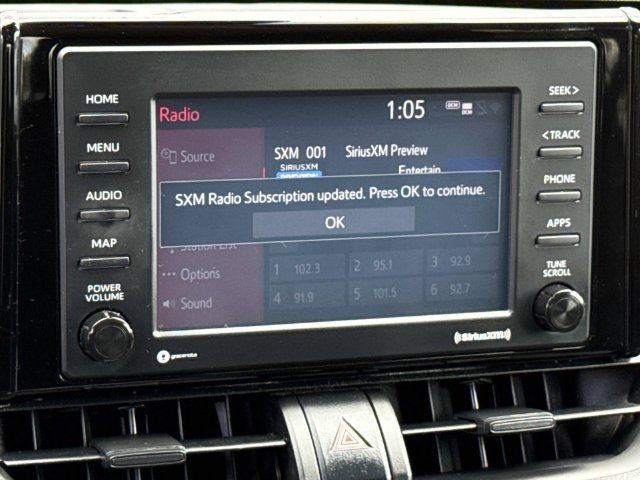 Used 2022 Toyota RAV4 LE AWD/4WD image 19