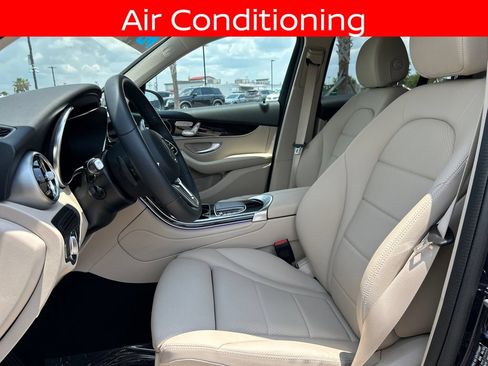 Used 2022 Mercedes-Benz GLC 300 image 13