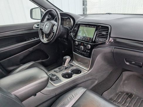 Used 2019 Jeep Grand Cherokee Limited image 31