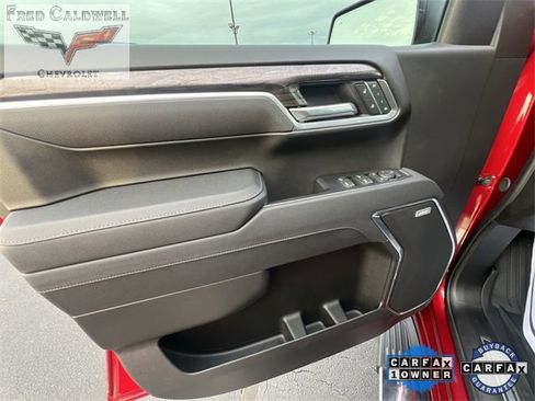 Certified 2025 Chevrolet Silverado 1500 LTZ w/ Technology Package image 22