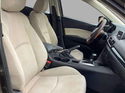 Used 2014 MAZDA MAZDA3 i SV image 28