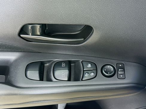 Used 2023 Nissan Kicks S image 20