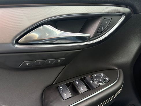 Used 2024 Buick Envision Sport Touring image 28