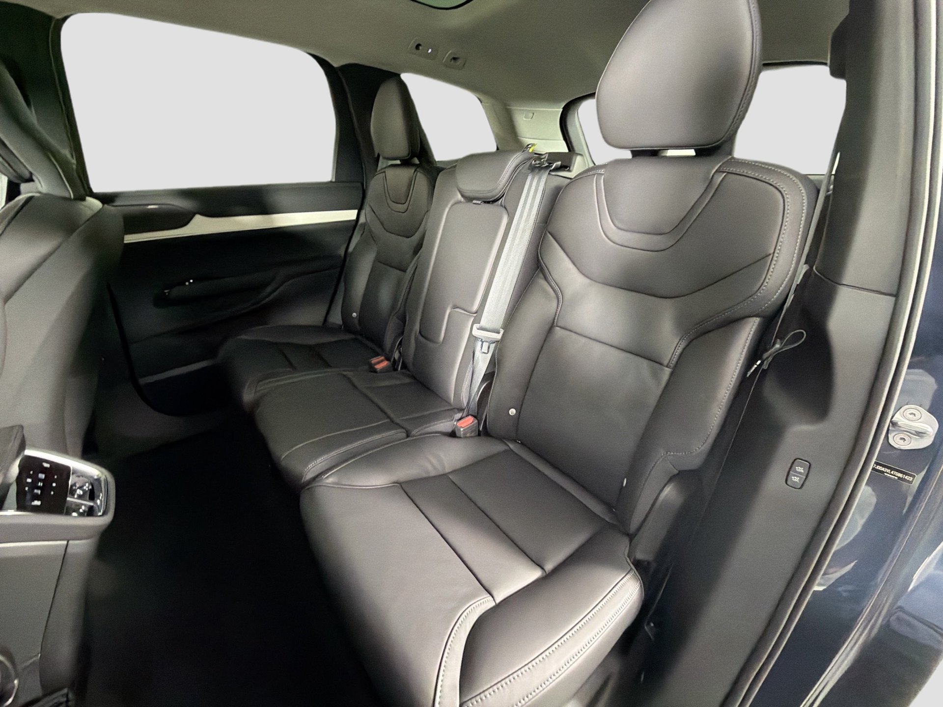 New 2026 Volvo EX90 Ultra AWD/4WD image 24