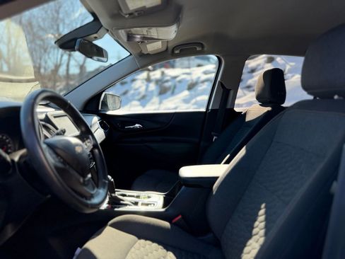 Used 2021 Chevrolet Equinox LT image 14