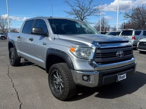 Used 2014 Toyota Tundra SR5 w/ SR5 Upgrade Package image 4