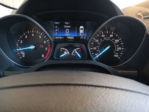 Used 2018 Ford Escape SE w/ SE Sync 3 Package FWD image 21