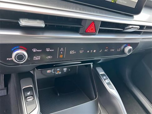 New 2025 Kia Sorento EX w/ EX Panoramic Sunroof Package image 14
