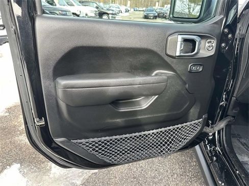 Certified 2023 Jeep Wrangler Willys image 14