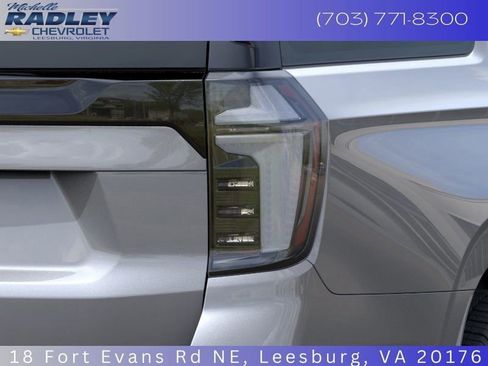 New 2026 Chevrolet Suburban High Country image 11