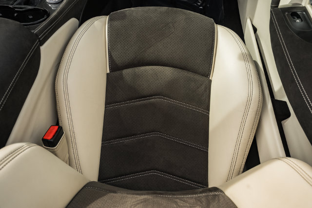 Used 2018 Maserati GranTurismo Sport RWD image 38