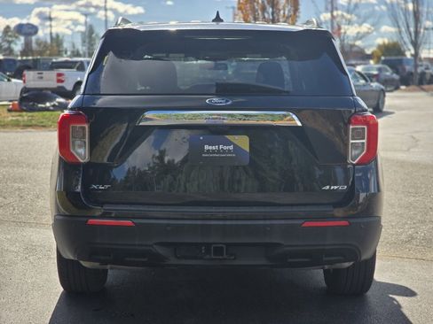 Used 2022 Ford Explorer XLT w/ Class IV Trailer Tow Package image 7