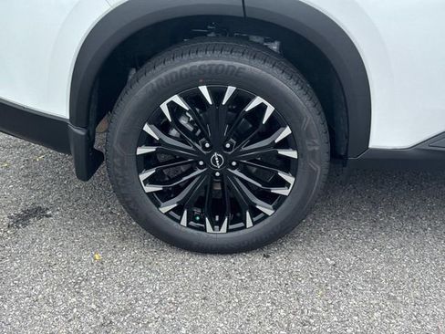 New 2026 Nissan Rogue SV AWD/4WD image 11