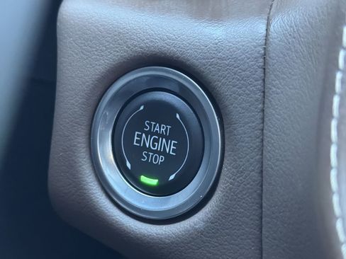 Used 2024 Chevrolet Tahoe High Country w/ Premium Package image 8