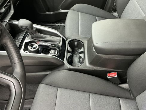 Used 2023 Chevrolet Colorado Trail Boss w/ Technology Package image 14