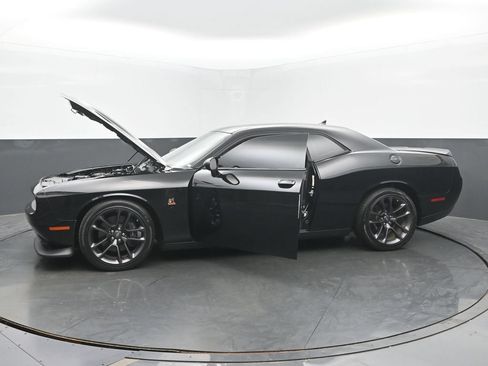 Used 2022 Dodge Challenger R/T Scat Pack RWD image 50
