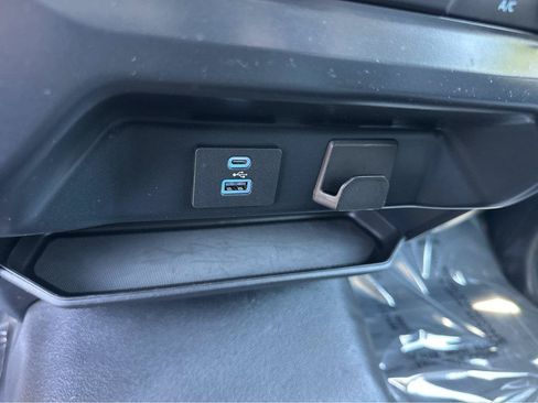 Used 2022 Ford F150 XL w/ Trailer Tow Package RWD image 25