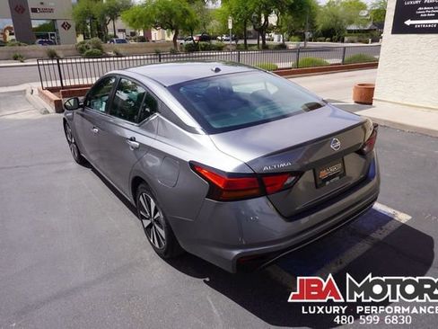 Used 2021 Nissan Altima 2.5 SV FWD image 18