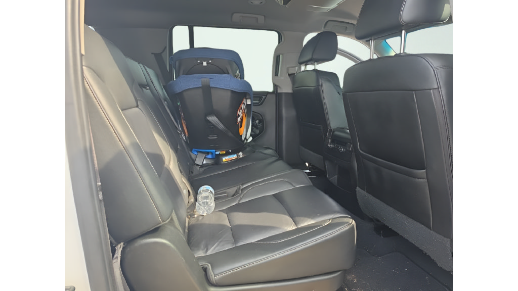 Used 2019 Chevrolet Suburban LT AWD/4WD image 20
