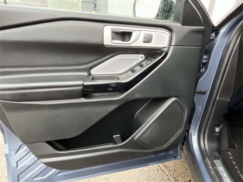 Used 2021 Ford Explorer Platinum w/ Equipment Group 601A image 29
