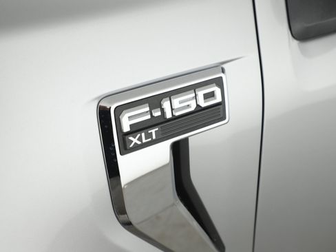 Used 2021 Ford F150 XLT w/ Equipment Group 302A High image 10