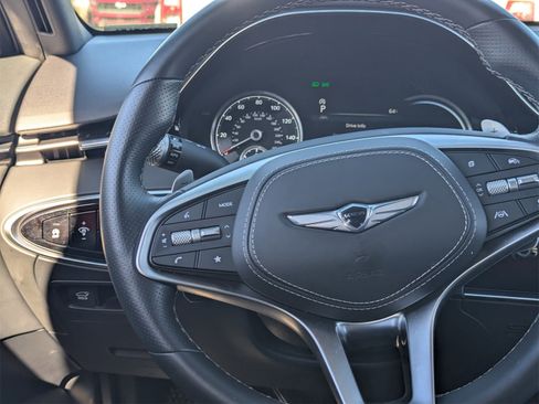 Used 2025 Genesis GV70 3.5T Sport image 23