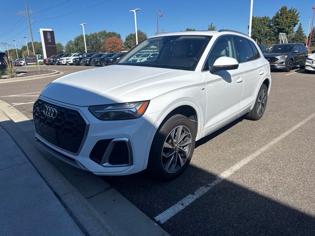 Used 2024 Audi Q5 2.0T Premium Plus AWD/4WD image 3