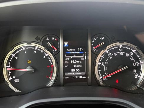 Used 2022 Toyota 4Runner TRD Off-Road AWD/4WD image 7