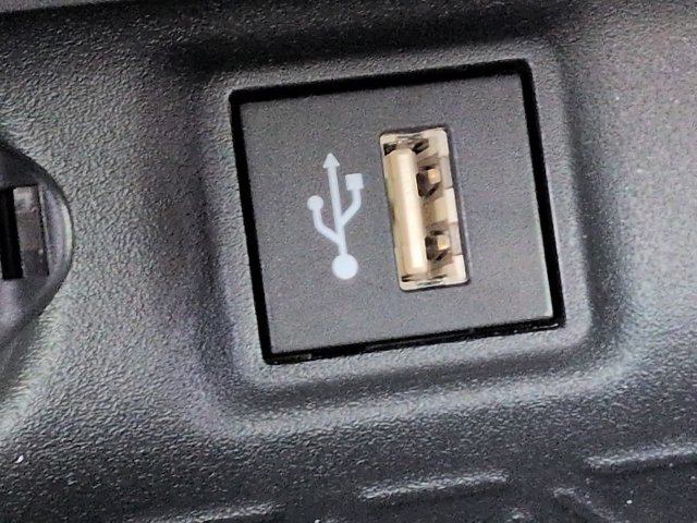 Certified 2025 Toyota RAV4 LE FWD image 23