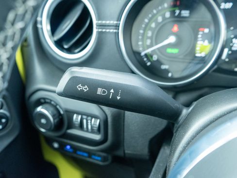 Used 2022 Jeep Wrangler Unlimited Sahara w/ Cold Weather Group image 25