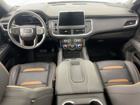 Used 2024 GMC Yukon AT4 w/ Technology Package image 17