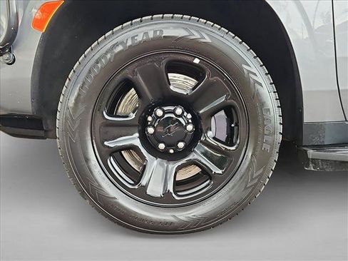 Used 2021 Chevrolet Tahoe 4WD image 25
