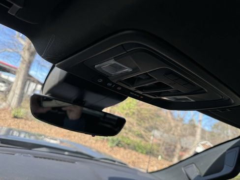 Used 2023 GMC Sierra 1500 AT4 w/ Technology Package image 33