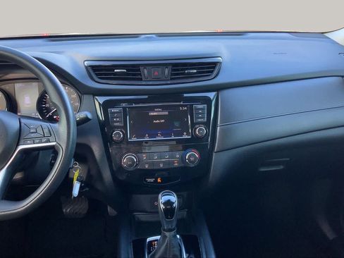 Used 2020 Nissan Rogue S FWD image 7