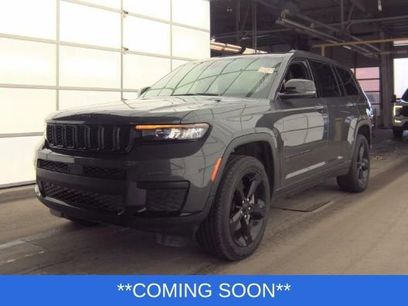 Used 2023 Jeep Grand Cherokee L Laredo