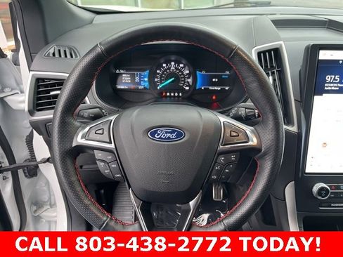 Used 2022 Ford Edge ST-Line image 18