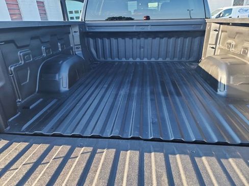 Used 2022 Chevrolet Silverado 1500 Custom AWD/4WD image 23