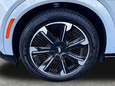 Certified 2025 Cadillac Escalade IQ Sport 2 image 34