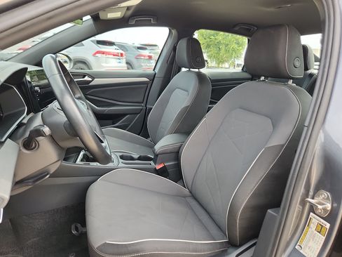 Used 2025 Volkswagen Jetta Sport FWD image 13