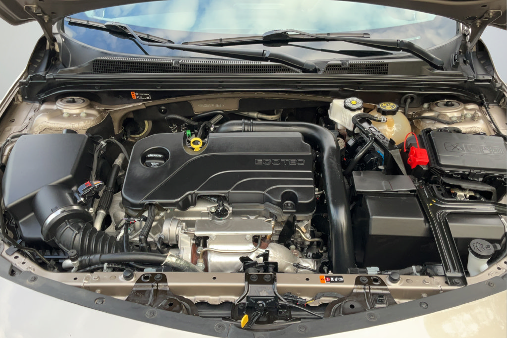 Certified 2024 Chevrolet Malibu LT FWD image 22