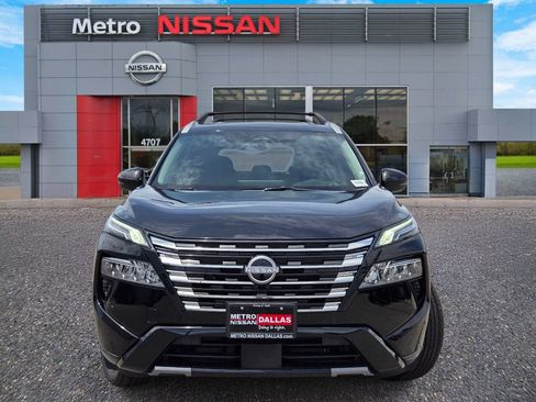 New 2026 Nissan Rogue Platinum w/ Platinum Premium Package AWD/4WD image 2