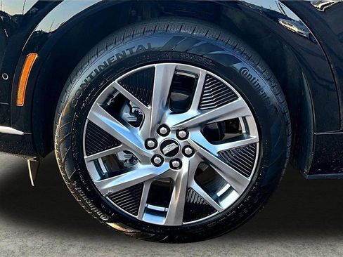 Certified 2025 Cadillac Optiq Luxury 2 w/ LPO, Floor Liner Package image 33