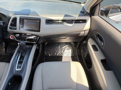 Used 2020 Honda HR-V EX image 28